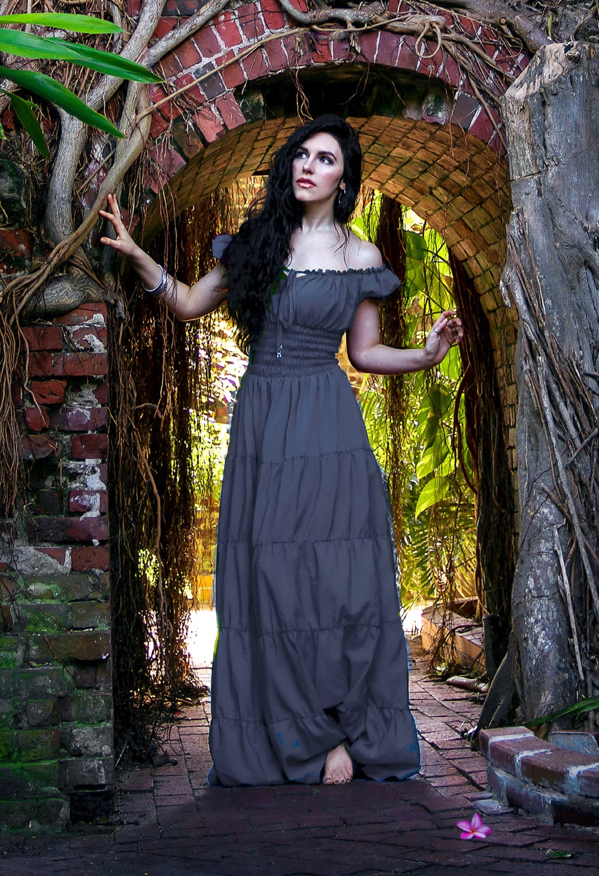 Perfect Hot Weather Renaissance Chemise Bohemian Summer Dress - Image 18