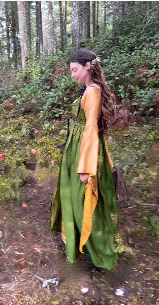 Renaissance Women's Dress Costume Elf Fantasy Elven Cosplay 2-Piece Dress Gown Set Olive/Gold - " The Verona" - Reminisce Brand - Image 5